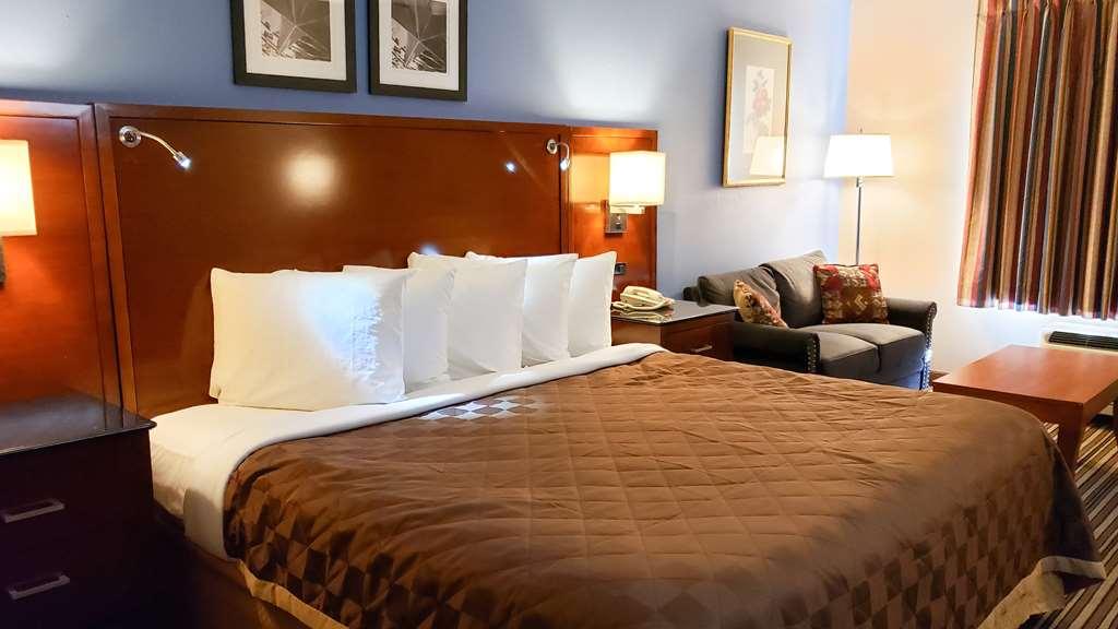 Americas Best Value Inn & Suites-Foley Room photo